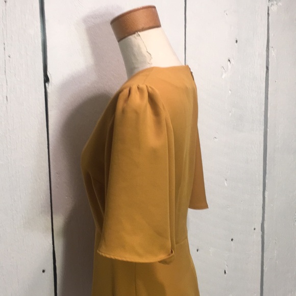 Mustard Ann Taylor Blouse XS - Picture 4 of 4